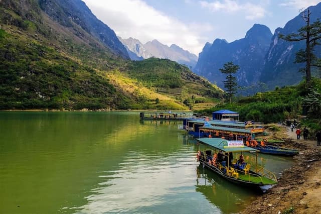 https://cms.wanderluststation.com/wp-content/uploads/2026/01/khau-vai-nho-que-river-ha-giang-1-1024x682-1.jpg